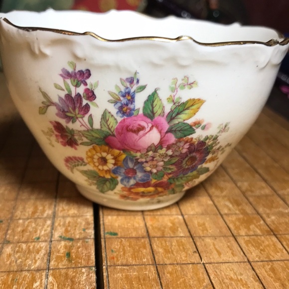 Coalport “Fragrance” Sugar Bowl EVC 9504 Bone China Made in England 3.5”Dx2.25”H - Picture 4 of 9
